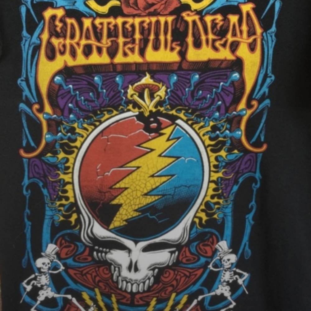 Liquid Blue Grateful Dead "Steal Your Face" T- Shirt SMALL